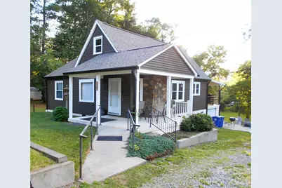 18 Herron Street, Black Mountain, NC 28711 - Photo 1