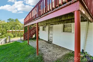 7 Oteen Park Pl, Asheville, NC 28805 - Photo 28