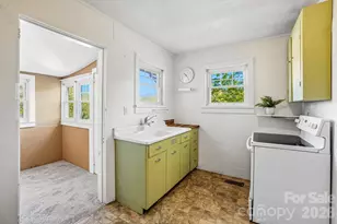 7 Oteen Park Pl, Asheville, NC 28805 - Photo 10