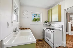 7 Oteen Park Pl, Asheville, NC 28805 - Photo 12