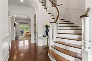 2043 Sharon Ln, Charlotte, NC 28211 - Photo 4