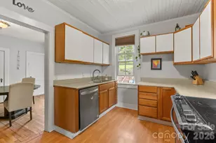 1 Ridgefield Pl, Asheville, NC 28803 - Photo 14