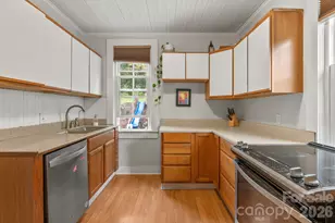 1 Ridgefield Pl, Asheville, NC 28803 - Photo 12