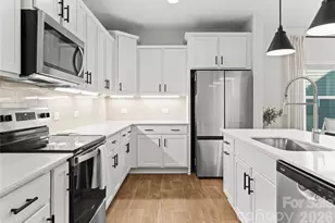 153 Batten Rdg Dr, Statesville, NC 28677 - Photo 6