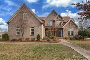 1825 Mill Chase Ln, Waxhaw, NC 28173 - Photo 2