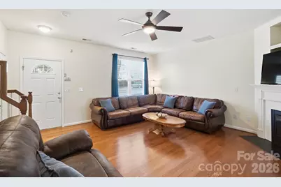 8422 Chaceview Court, Charlotte, NC 28269 - Photo 6