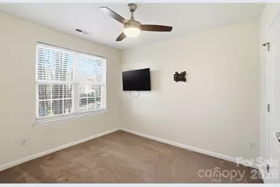 8422 Chaceview Court, Charlotte, NC 28269 - Photo 40