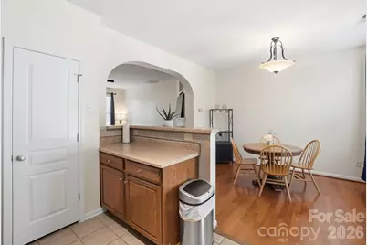 8422 Chaceview Court, Charlotte, NC 28269 - Photo 18