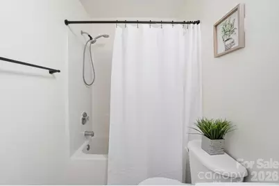 8422 Chaceview Court, Charlotte, NC 28269 - Photo 38