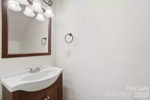 8422 Chaceview Ct, Charlotte, NC 28269 - Photo 20