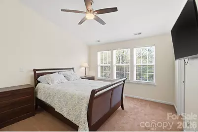 8422 Chaceview Court, Charlotte, NC 28269 - Photo 22