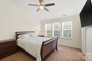 8422 Chaceview Ct, Charlotte, NC 28269 - Photo 22