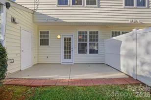 8422 Chaceview Ct, Charlotte, NC 28269 - Photo 46