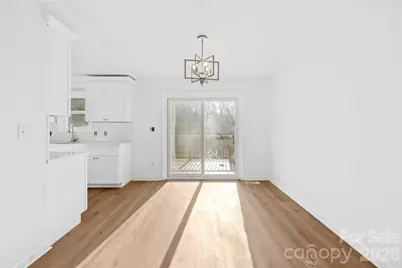 8122 Strawberry Point Drive, Charlotte, NC 28215 - Photo 8