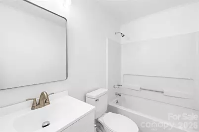 8122 Strawberry Point Drive, Charlotte, NC 28215 - Photo 18