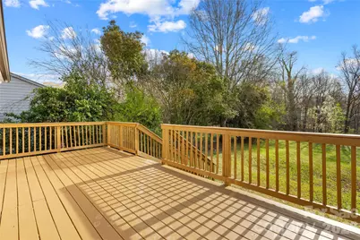 8122 Strawberry Point Drive, Charlotte, NC 28215 - Photo 20