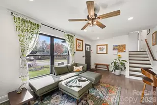 4408 Mapleleaf Ln, Charlotte, NC 28208 - Photo 12