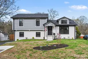 4408 Mapleleaf Ln, Charlotte, NC 28208 - Photo 2