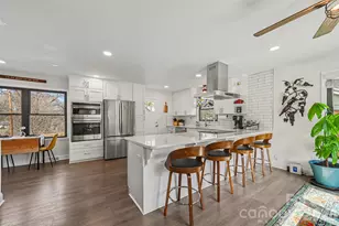 4408 Mapleleaf Ln, Charlotte, NC 28208 - Photo 6