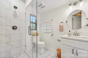 4408 Mapleleaf Ln, Charlotte, NC 28208 - Photo 14