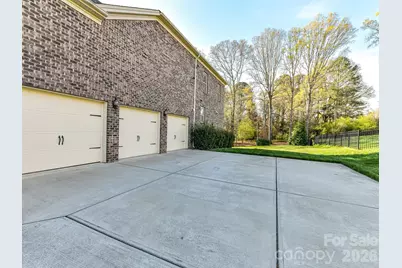 1012 Golden Bell Drive, Waxhaw, NC 28173 - Photo 32