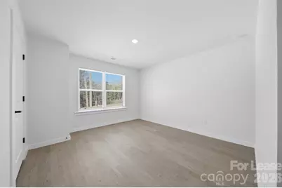 403 15th Avenue SW #B, Hickory, NC 28602 - Photo 14