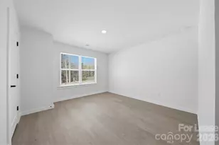 403 15th Ave SW, Hickory, NC 28602 - Photo 14