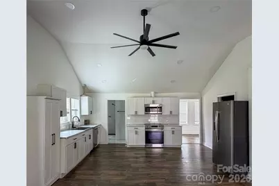 979 Howard Gap Road, Tryon, NC 28782 - Photo 8