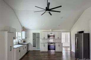 979 Howard Gap Rd, Tryon, NC 28782 - Photo 8