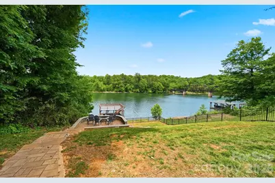 1925 Lake Acres Drive, Hickory, NC 28601 - Photo 38