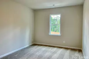 8234 Merryvale Ln, Charlotte, NC 28214 - Photo 22