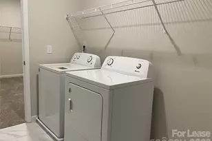 8234 Merryvale Ln, Charlotte, NC 28214 - Photo 24