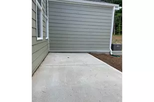 8234 Merryvale Ln, Charlotte, NC 28214 - Photo 2