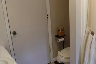 5445 Glenview Dr, Hickory, NC 28602 - Photo 12