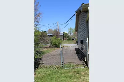 5445 Glenview Drive, Hickory, NC 28602 - Photo 24