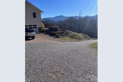 770 Discovery Place, Sylva, NC 28779 - Photo 2