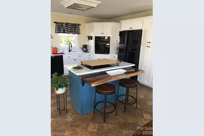 770 Discovery Place, Sylva, NC 28779 - Photo 6