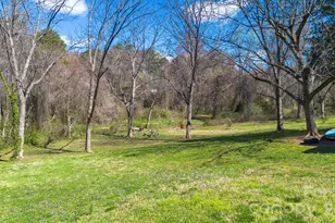 218 W 28th St, Newton, NC 28658 - Photo 12