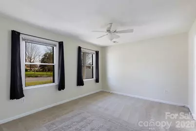 101 Woodland Drive, Clover, SC 29710 - Photo 10