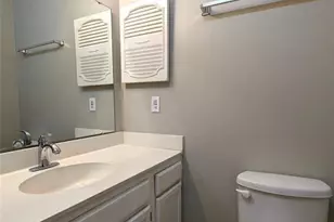 8137 Cedar Glen Dr, Charlotte, NC 28212 - Photo 10