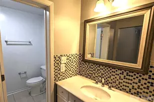 8021 Cedar Glen Dr, Charlotte, NC 28212 - Photo 12