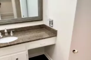 2423 Emstead Ct, Charlotte, NC 28210 - Photo 10