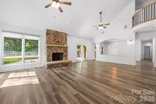 421 18th Ave Ln NW, Hickory, NC 28601 - Photo 8