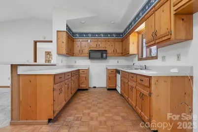 416 Kanasgowa Drive, Brevard, NC 28712 - Photo 12