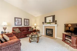 3003 Blue Goose Ct, Hendersonville, NC 28792 - Photo 8