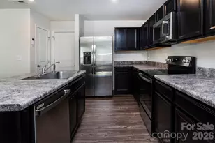 4208 Bowline Dr, Charlotte, NC 28269 - Photo 8