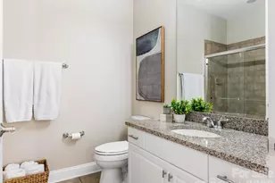 230 S Tryon St, Charlotte, NC 28202 - Photo 18