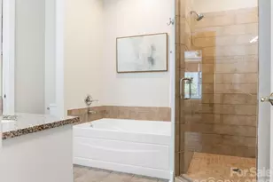 230 S Tryon St, Charlotte, NC 28202 - Photo 14