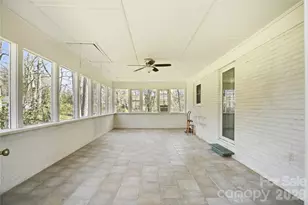 401 East End Ave, Statesville, NC 28677 - Photo 4