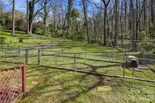 401 East End Ave, Statesville, NC 28677 - Photo 36